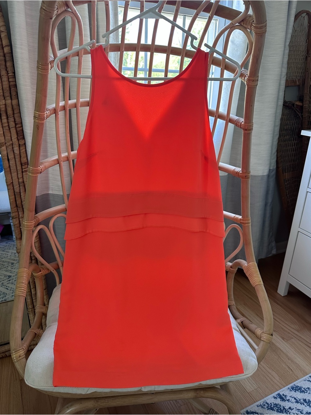 Banana Republic Bright Orange Sleeveless Shift Dress size 4P, 1 small blemish